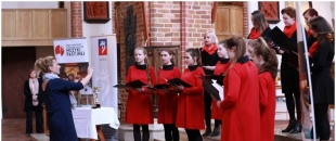Serduszka zdobywają Srebrne Pasmo w III Międzynarodowym Festiwalu Muzyki Pasyjnej