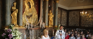 III MIĘDZYNARODOWY FESTIWAL MUZYKI CHÓRALNEJ  „O ZŁOTĄ WSTĘGĘ SOLCZY”